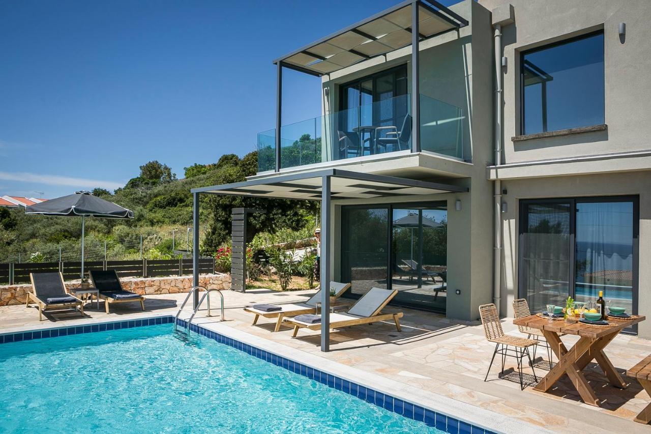 Villa Sea Front Spathíon Exterior foto